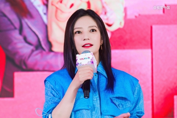 三年之后，赵薇仍在局中？