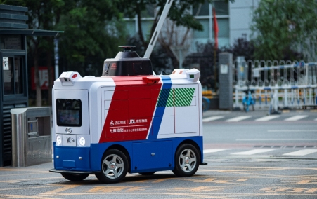 达达快送发布无人配送开放平台，携手京东物流、白犀牛打造即时配场景下的无人配送生态