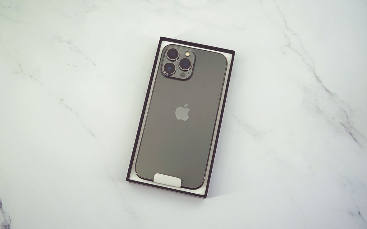 iPhone 13 Pro Max拆解：顶部扬声器换位置，内部空间更紧凑