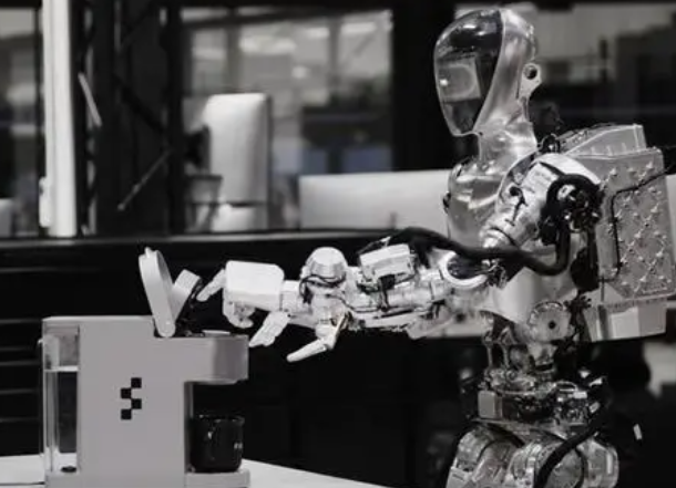 人形机器人初创公司Figure获6.75亿美元融资，估值26亿美元
