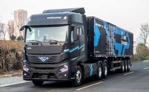 速豹核心技术全球首发,开启高能效大宗运输新时代