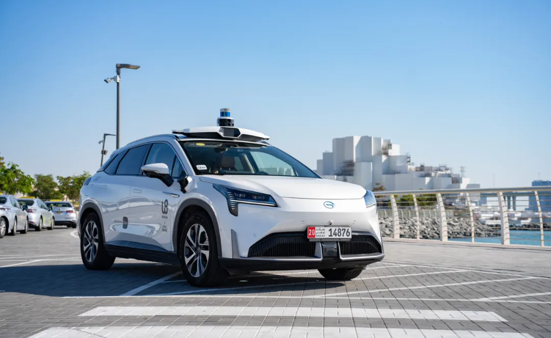 Uber和文远知行在阿联酋落地中东最大商业运营Robotaxi车队