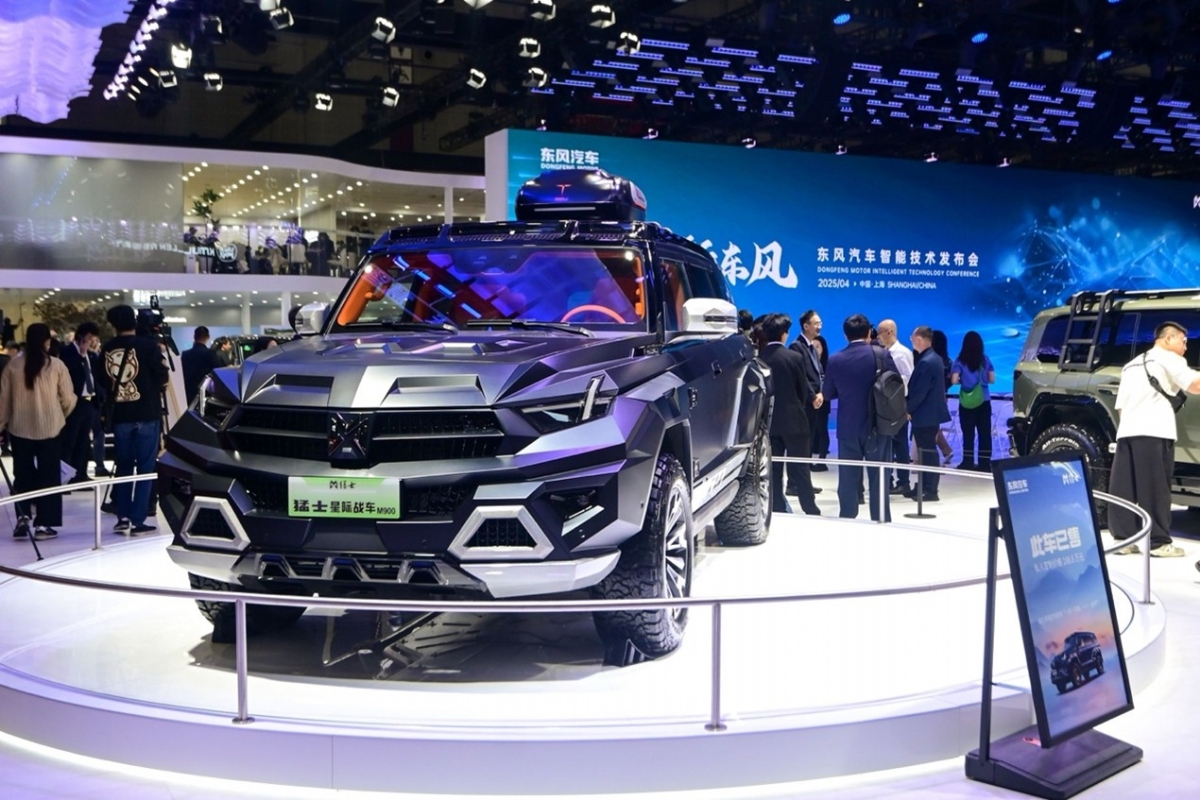 重兵列阵登陆上海车展，东风猛士科技智能化发展再提速