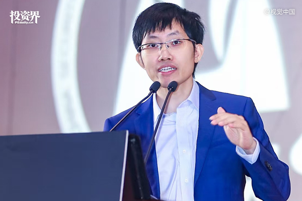 如果梁文锋去读博士了