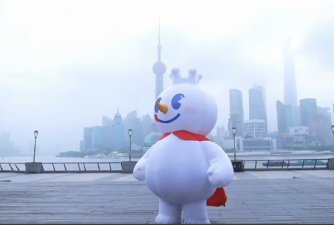 玩地域梗的樂子人快把南京路檸檬水買爆了