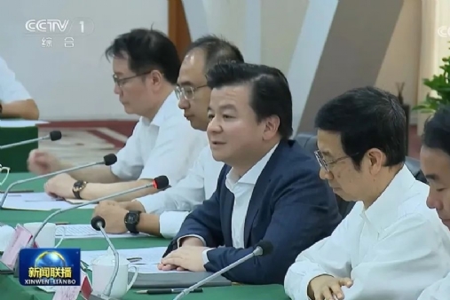 李強(qiáng)總理在北京調(diào)研生物醫(yī)藥產(chǎn)業(yè)，與傅唯等企業(yè)家深入交流