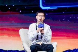 官宣IPO后，宇树科技王兴兴首次发声：最后悔以前没有学AI