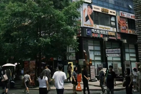 白领迷上特种兵医美