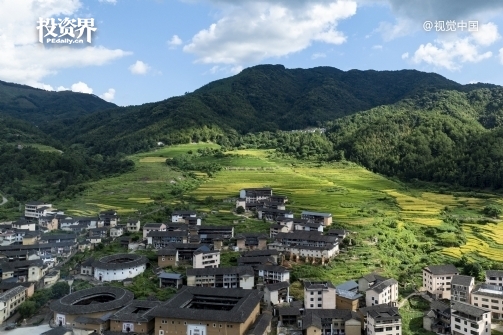 一群福建村民，因紫金矿业意外暴富