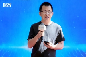 張一鳴，來上海捐贈了
