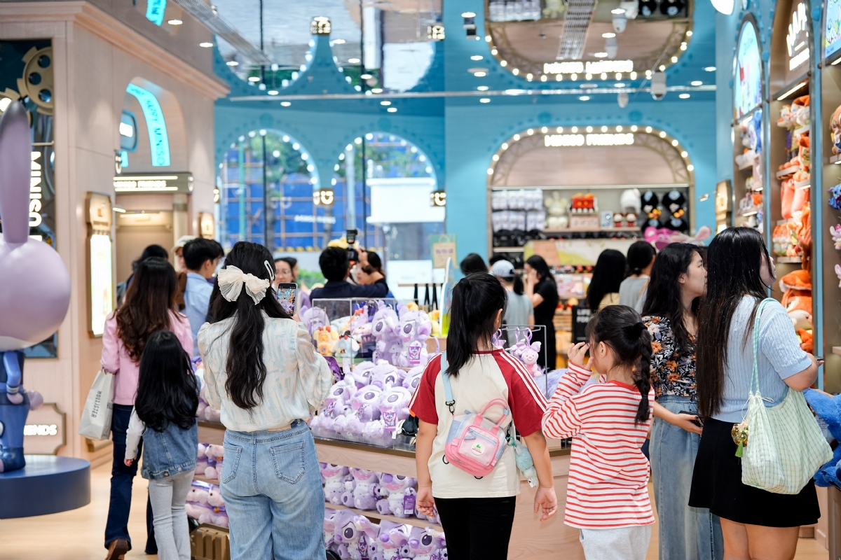 名创优品MINISO FRIENDS华南首店深圳开业