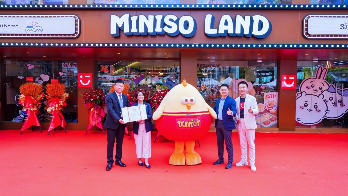名创优品泰国首家MINISO LAND于曼谷开业
