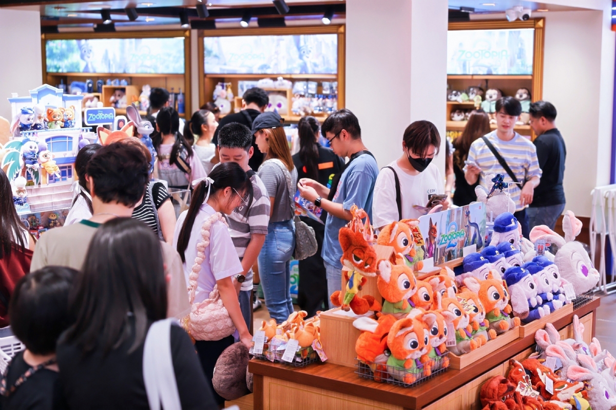 名创优品泰国首家MINISO LAND于曼谷开业