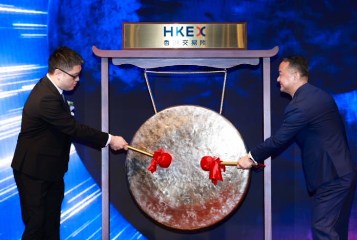 小马智行港股上市，成2025年全球自动驾驶最大规模IPO