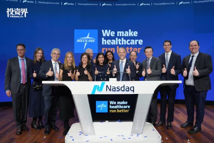 一个超级IPO敲钟，黑石赚翻了