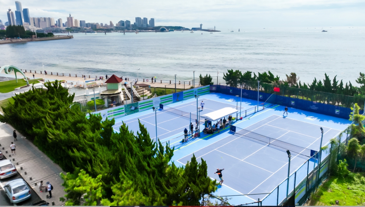 安踏集团发布25年报,FILA全年收入284.69亿元,以超大体量引领行业增长