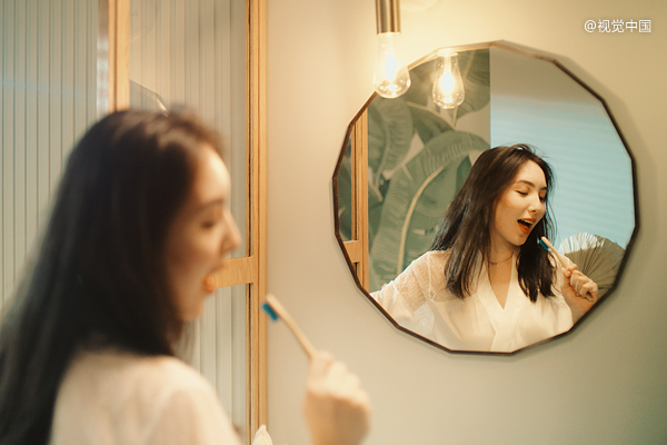 字节参投一支网红牙膏，参半要IPO了