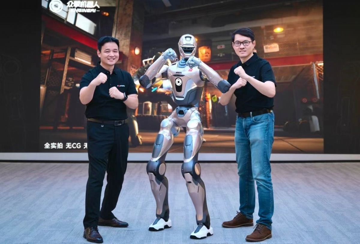 估值百亿，众擎迎来一位AI大牛