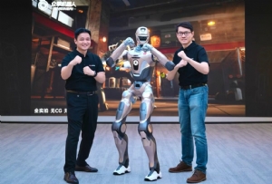 估值百亿，众擎迎来一位AI大牛