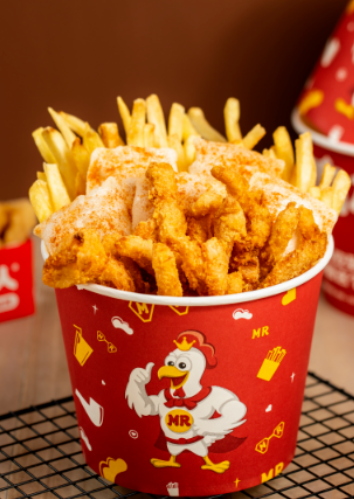 从鸡排哥到鸡柳大人，新晋网红小吃出现了