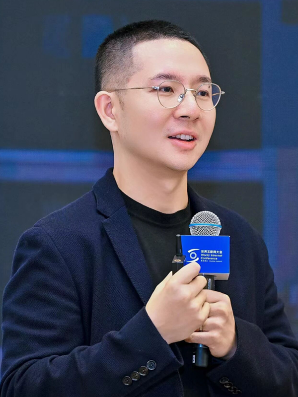 腾讯重仓阶跃星辰，上海千亿IPO要来了