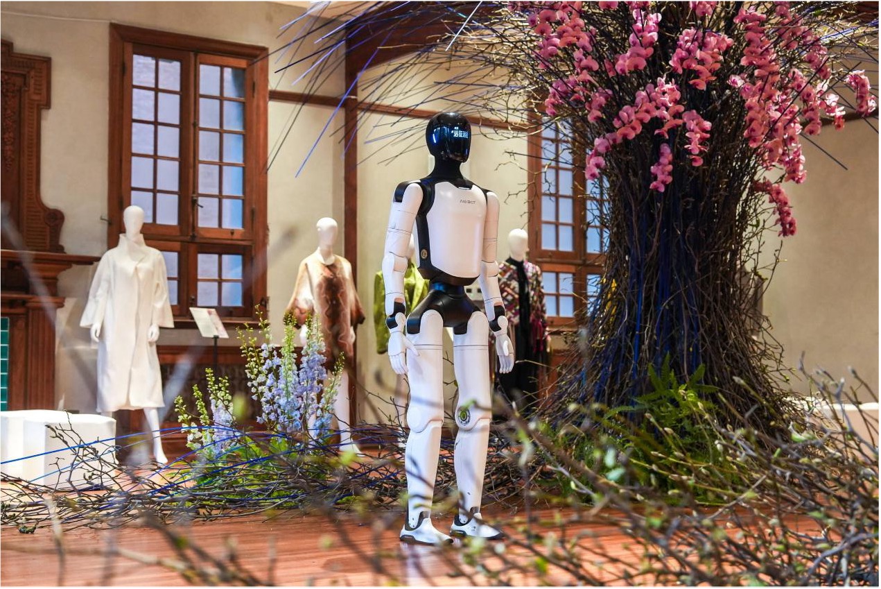 擎天租首登静安时尚文化周，拓展“科技+时尚”产业边界