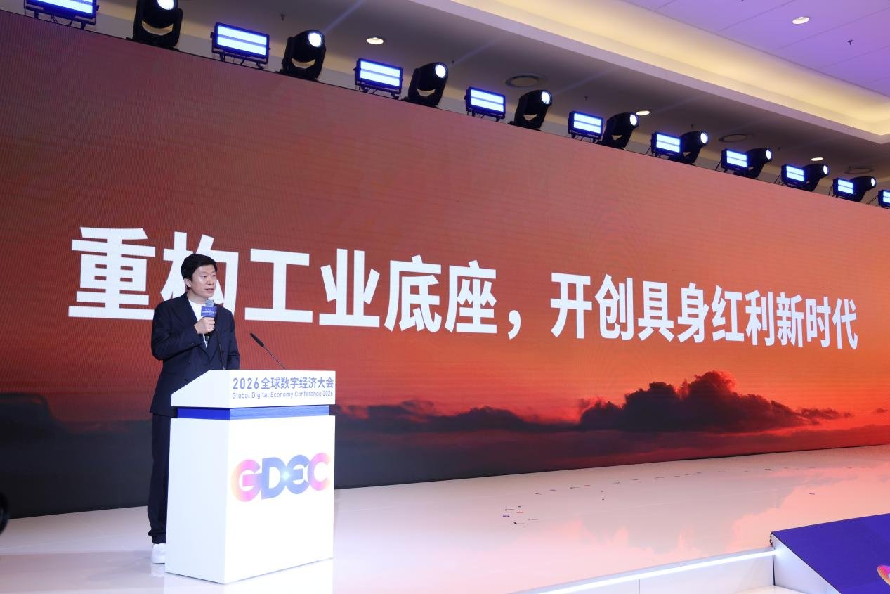 小雨智造乔忠良首提“具身红利”：用硅基劳动力加固中国智造护城河