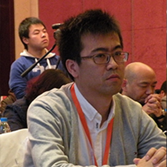 李梁