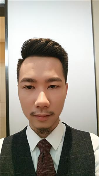 李小林