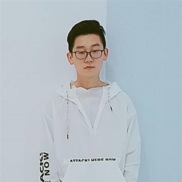 刘强