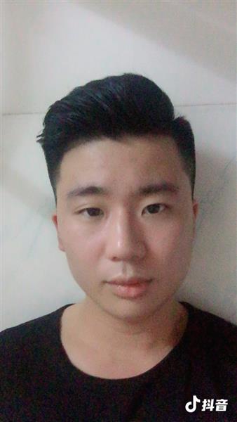 刘德鑫