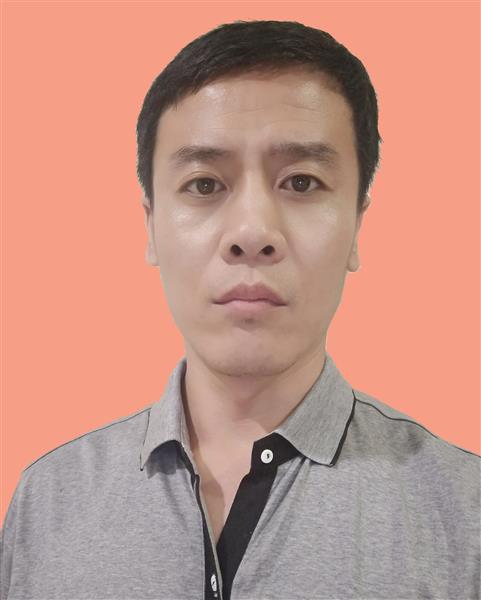 史东峰