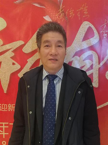 黄伟雄
