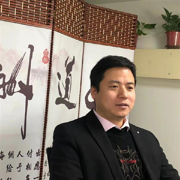 张志国
