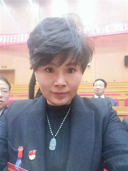 张馨之