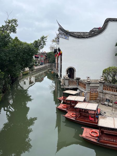 北上广年轻人，开始羡慕县城同学